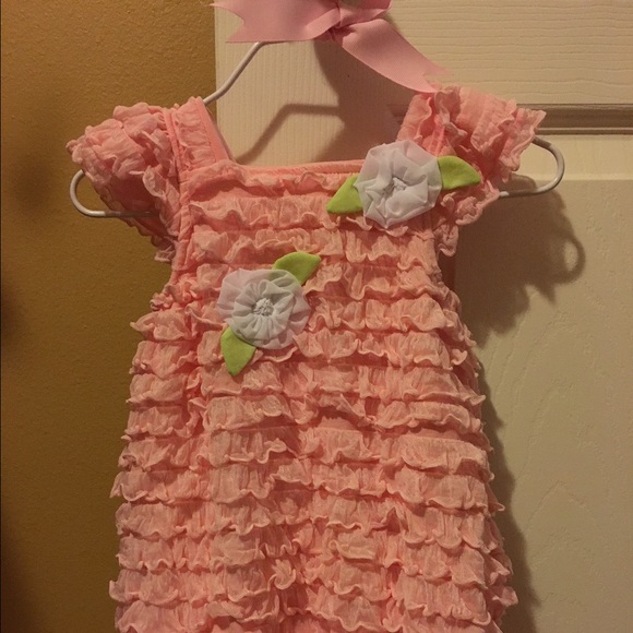 ruffled romper for baby girl