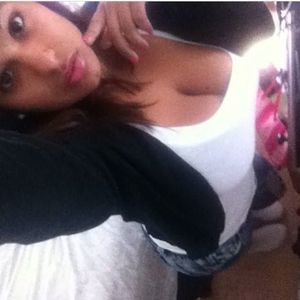 Meet your Posher, Iris