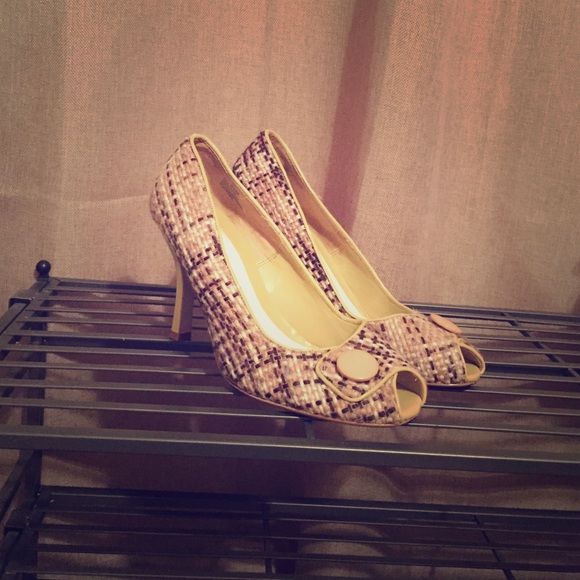 Chinese Laundry Tweed Heels