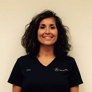 Meet your Posher, Lara