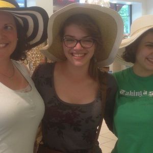 Meet your Posher, Sarah-jane