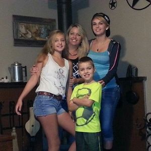 Meet your Posher, Kenette