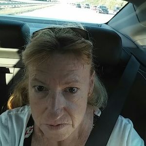 Meet your Posher, Tonya