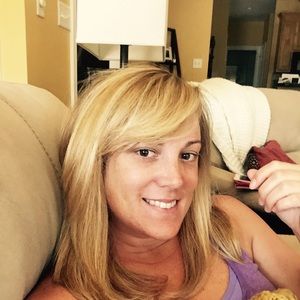 Meet your Posher, Leslee