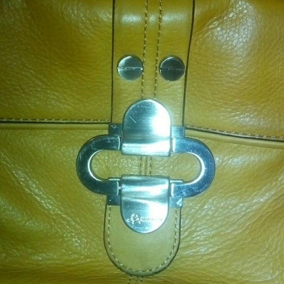 Traded - Picture 3 of 4