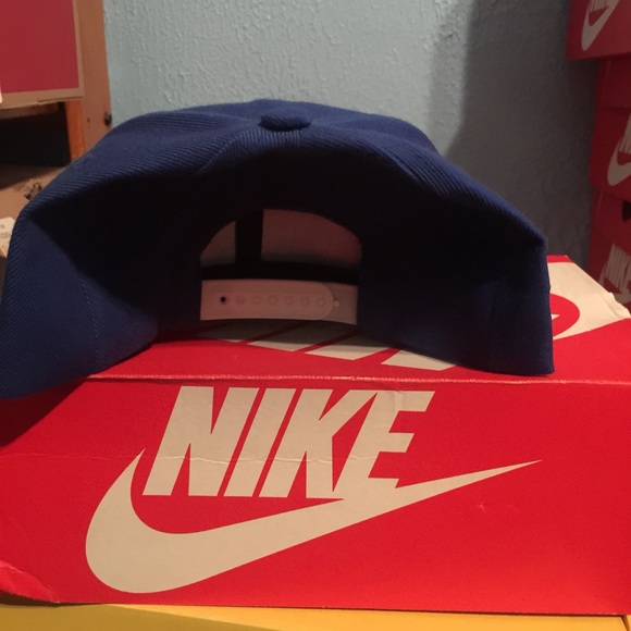 Hundreds SnapBack - Picture 3 of 3