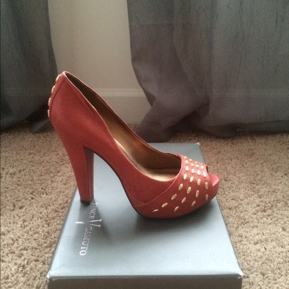 Vince Camuto heels