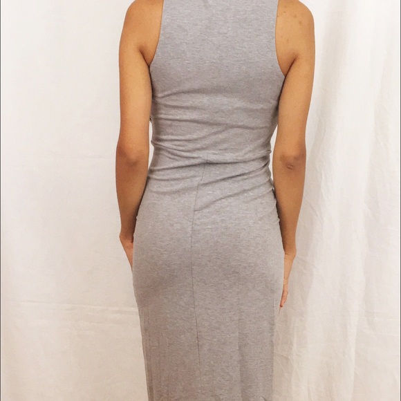 Gray sleeveless dress - Picture 4 of 4