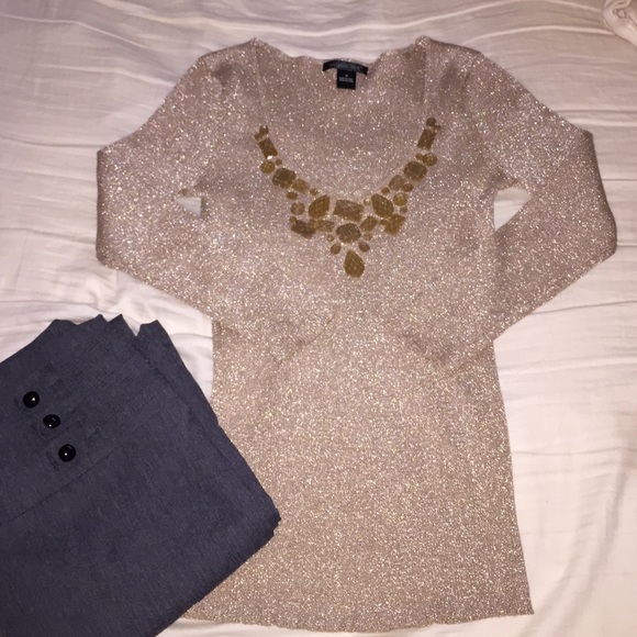 Sweaters - MOVING SALE!! Sparkle jeweled top!