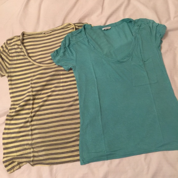Club Monaco T- Shirt small