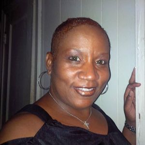 Meet your Posher, Cynthia