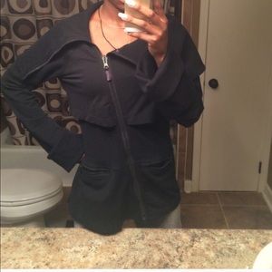 RARE LULULEMON  JACKET 😍😍😍