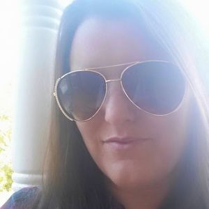 Meet your Posher, Tonya