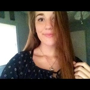 Meet your Posher, Kelli