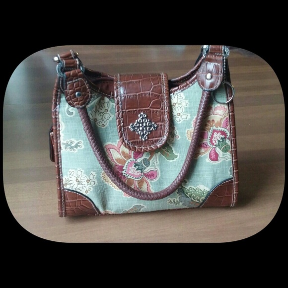 Handbags - Green and brown handbag