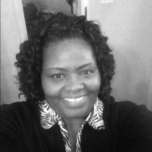 Meet your Posher, Romona