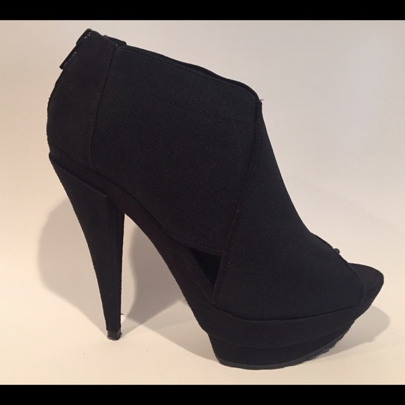 Jessica Simpson Shoes - Jessica Simpson Stiletto Bootie