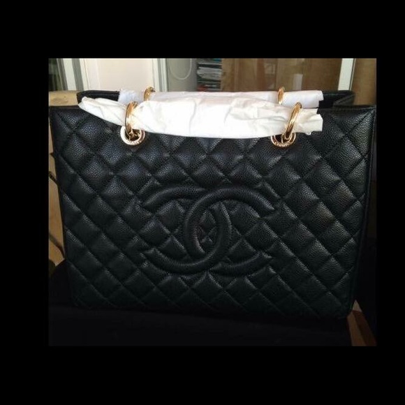 🚫🚫🚫SOLD🚫🚫🚫Chanel GST 20 series - Picture 4 of 4