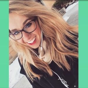 Meet your Posher, Nicole