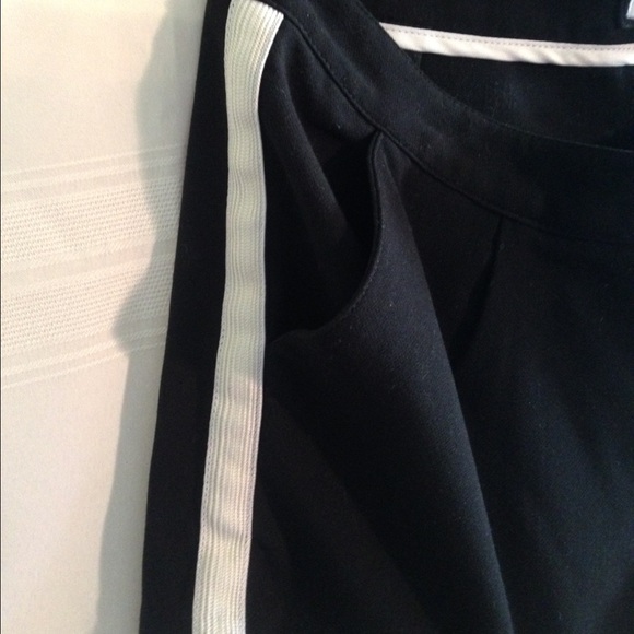 Black Tuxedo Style Shorts - Picture 4 of 4