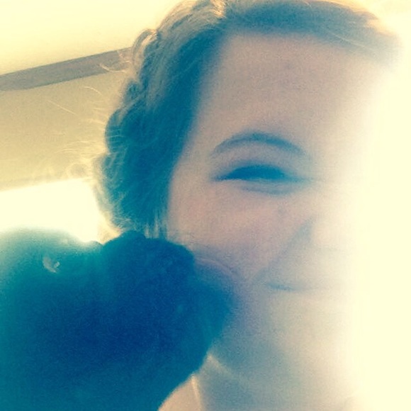 Meet your Posher, Katelyn - Picture 1 of 1