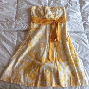 Strapless dress