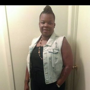 Meet your Posher, Shelia