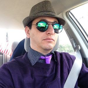 Meet your Posher, Fernando