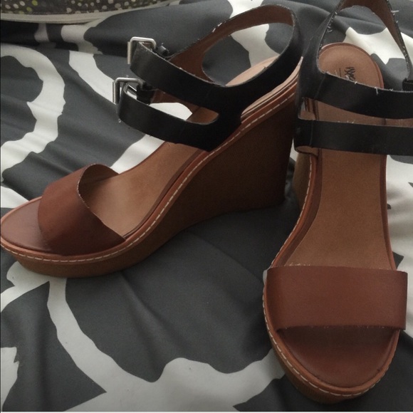 Mossimo Wedge Sandals