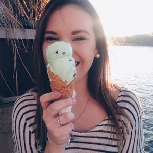 Meet your Posher, Ali