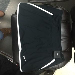 Nwt Nike skirt with mini shorts under