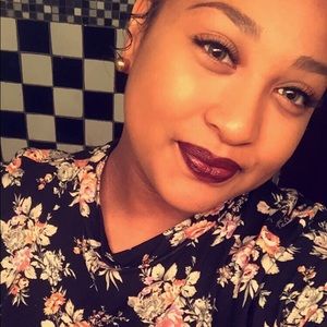 Meet your Posher, Natasha