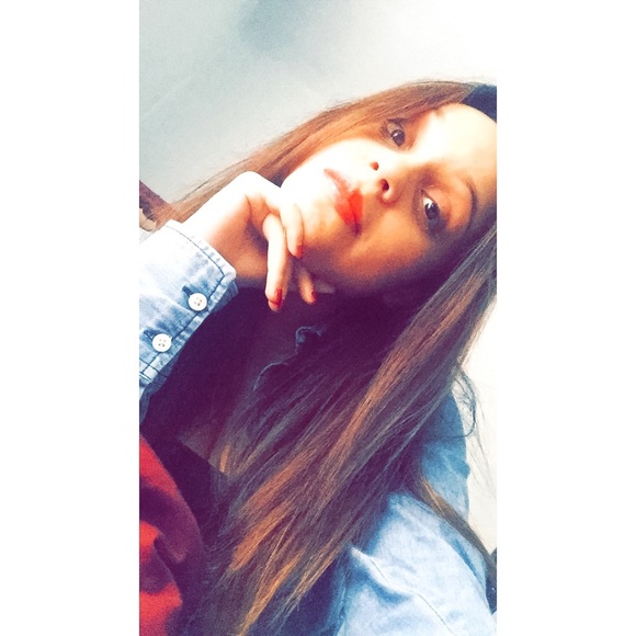 Meet your Posher, Dionicia