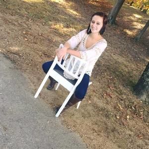 Meet your Posher, Nina