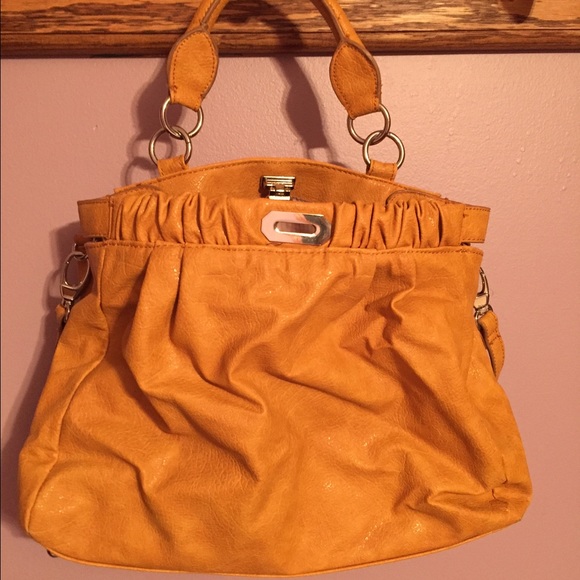 Jennifer Lopez handbag