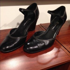 Eitenne Aigner maryjane style wedge pump