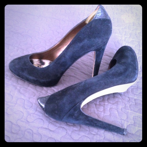 Sam Edelman Yasmine black suede pumps - Picture 1 of 3
