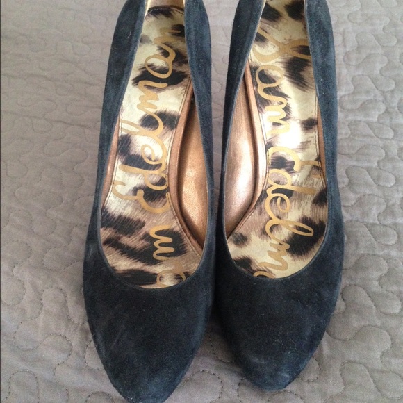 Sam Edelman Yasmine black suede pumps - Picture 2 of 3