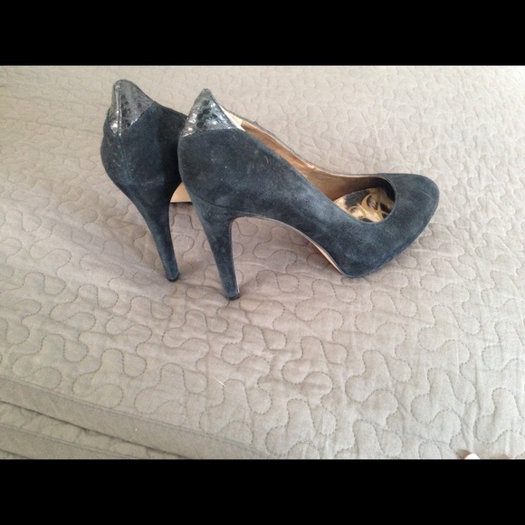 Sam Edelman Yasmine black suede pumps - Picture 3 of 3