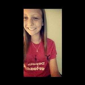 Meet your Posher, Alyssa