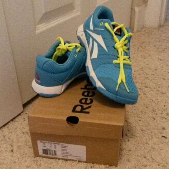 Reebok NWOT Womens One Trainer 1.0