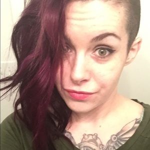 Meet your Posher, Tabitha