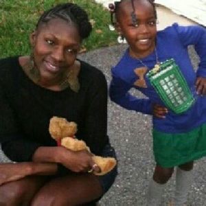 Meet your Posher, Aye