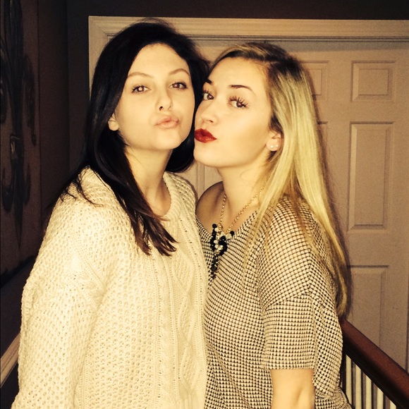 Meet your Posher, Maddie