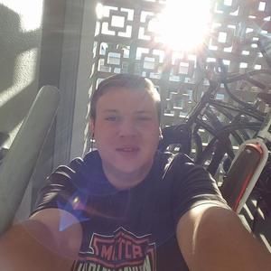 Meet your Posher, Collin