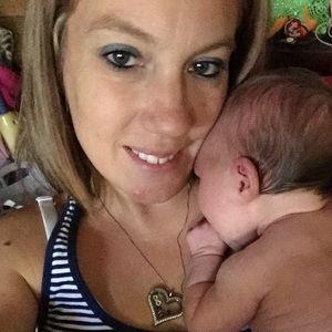 Meet your Posher, Tia