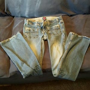 Jeans with cute back pocke8