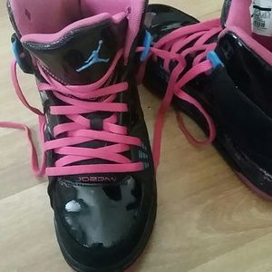 Air Jordan youth girls size 5