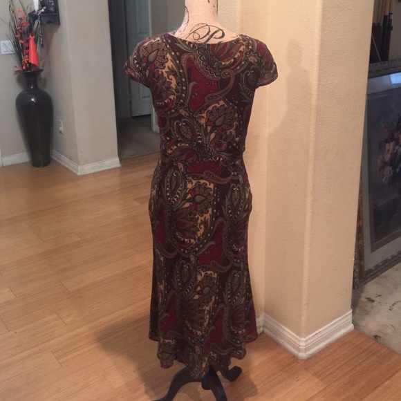 Dress. DONATED TO FIRE VICTIMS OF LAKE ISSABELLA - Picture 2 of 3