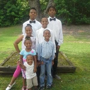 Meet your Posher, Vivian